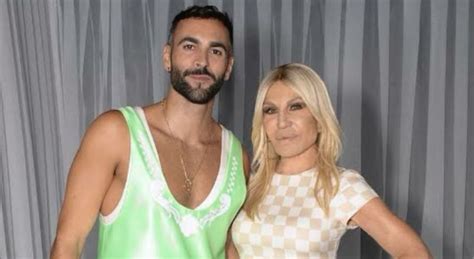 marco mengoni donatella versace|Il discorso di Donatella Versace, premiata ai Cnmi sustainable .